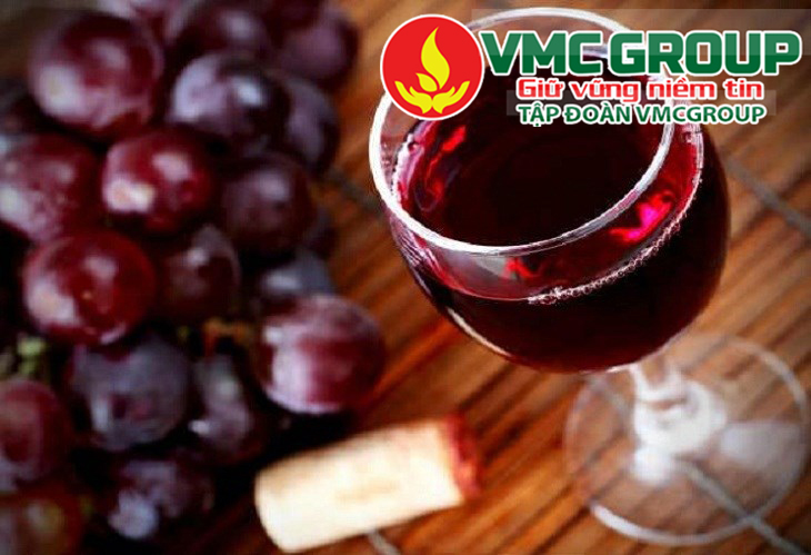 Màu thực phẩm ứng dụng làm rượu nho