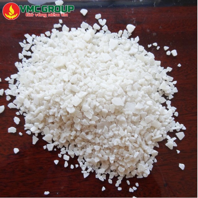Magie Clorua là tinh thể dạng bột hoặc vảy màu trắng