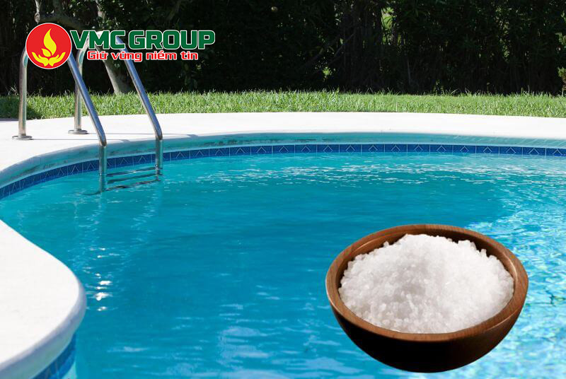 Muối được ứng dụng trong xử lý nước bể bơi