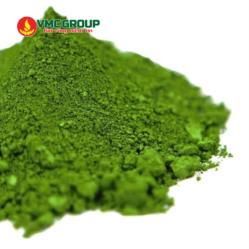 Chromium oxide có dạng tinh thể bột màu xanh