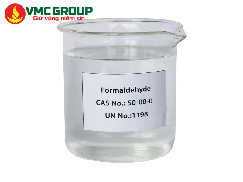 Formalin có dạng lỏng mùi hăng