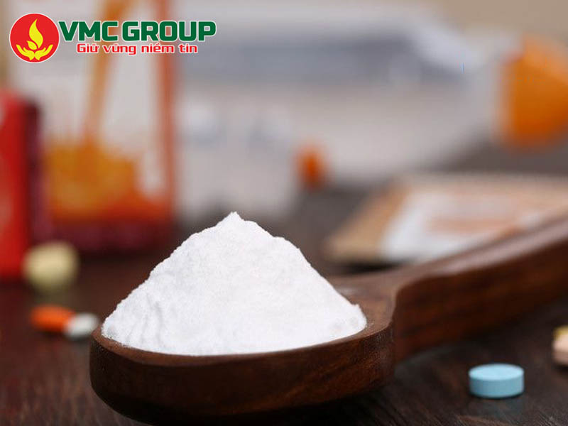 Đường dextrose và glucose đều có dạng bột màu trắng