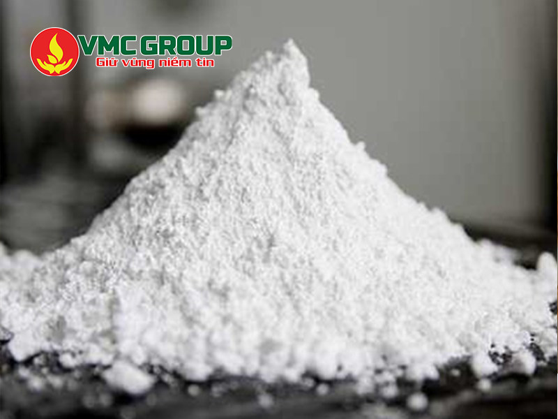 Konasil có dạng bột mịn màu trắng