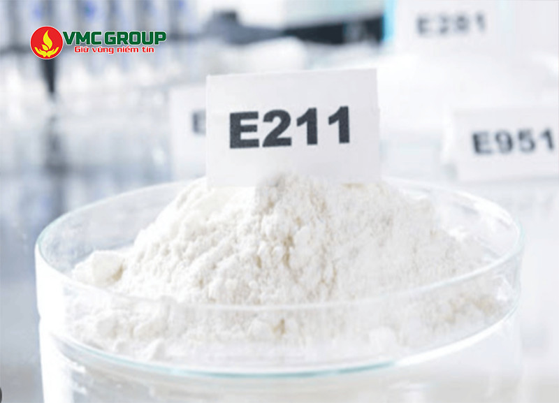 Sodium Benzoate có dạng bột trắng